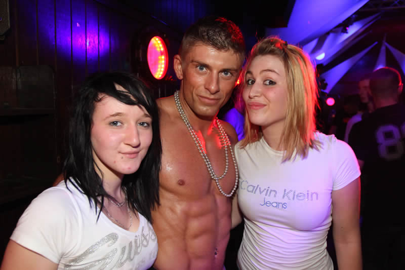 Girls Girls Girls Complexe Cap Tain