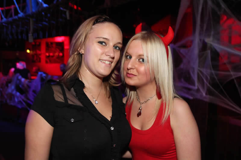 Jacky Core Birthday Made In Halloween Complexe Cap Tain